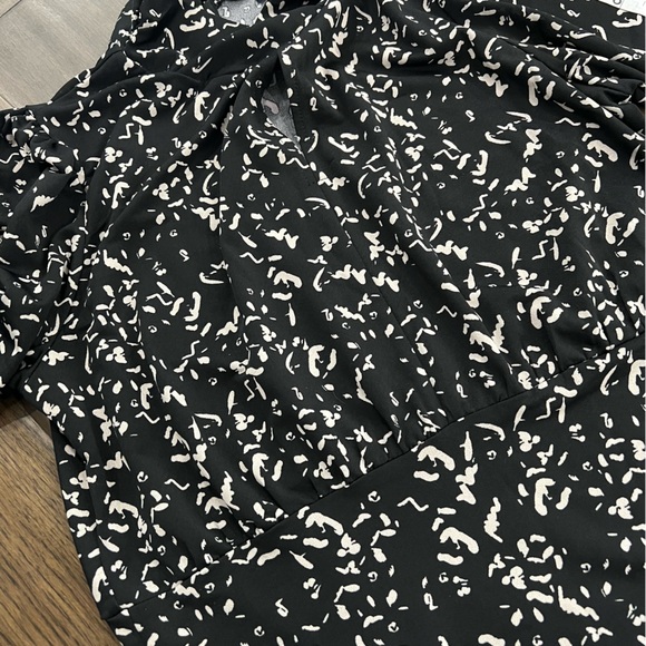 Eclair Long Sleeve Top - Picture 11 of 15